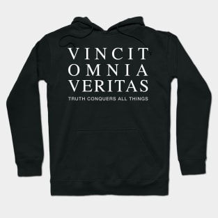 Latin Inspirational Quote: Vincit Omnia Veritas (Truth Conquers All Things) Hoodie